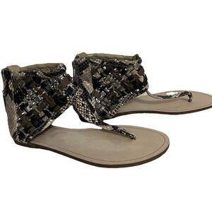 BCBGeneration Ginger Wendal -X Sandals T-Strap Ankle Back Zipper Animal Print